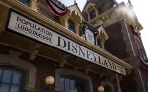 Disneyland resort welcomes billionth visitor