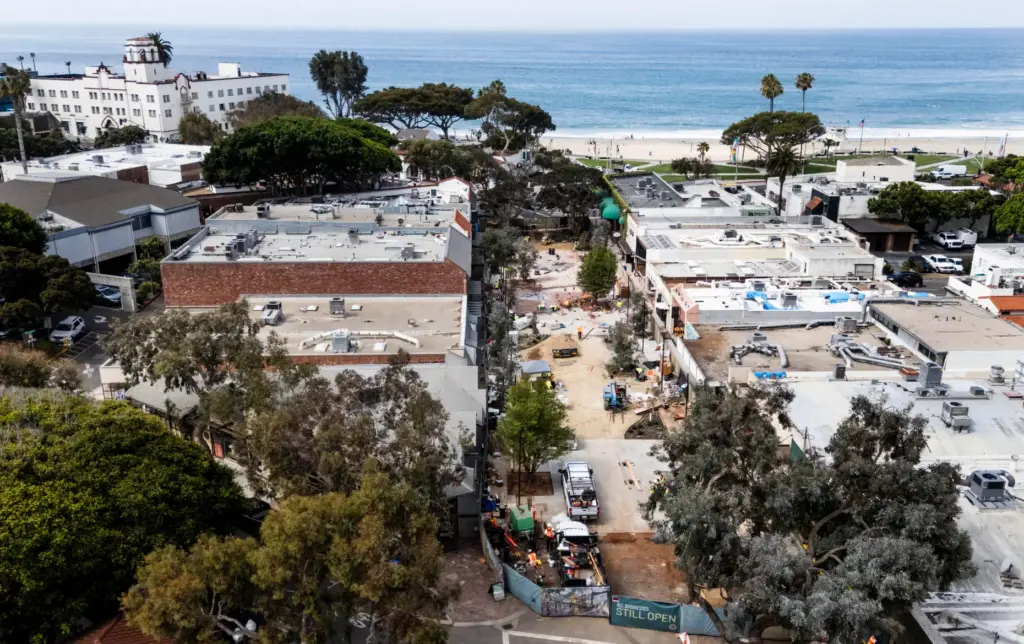Work continues on the promenade along Forest Ave. in Laguna...