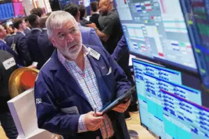 Wall Street futures rise, oil prices retreat despite an escalation in fighting by the US and Iran
