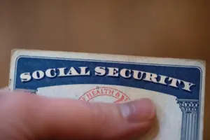 Bipartisan group of senators introducing legislation to avert looming Social Security shortfall