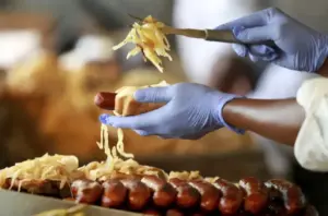 6 great hot dogs in Orange County