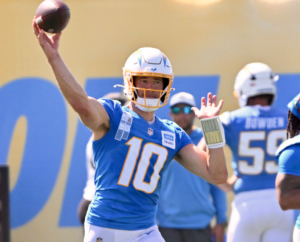 Chargers QB Justin Herbert forming new connections for new season
