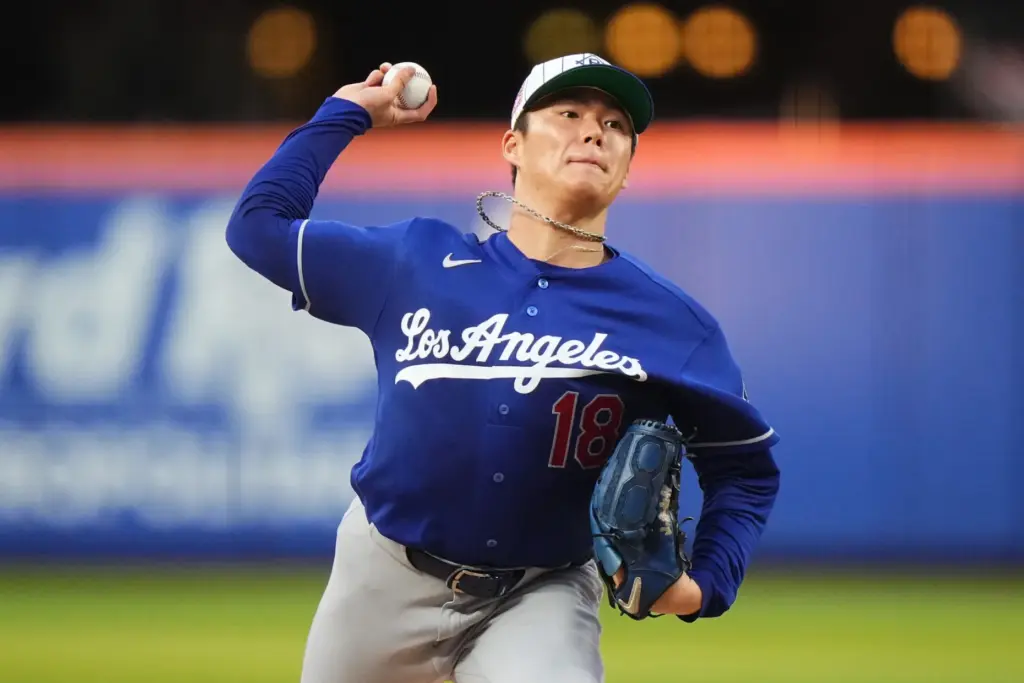 Dodgers’ Yoshinobu Yamamoto pitches during the second inning of a...