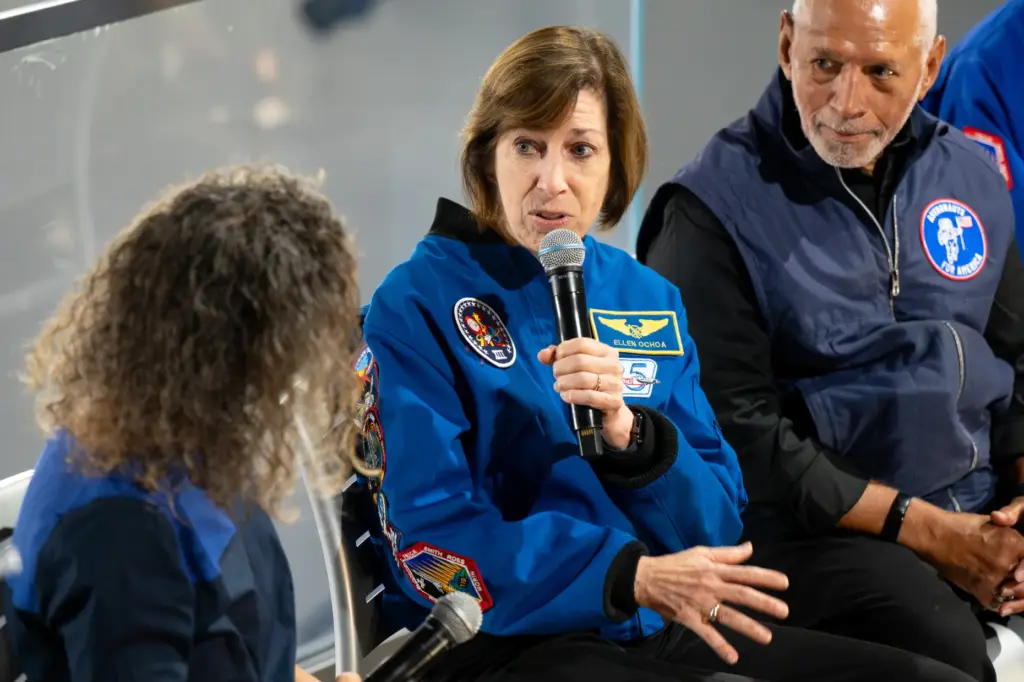 Former astronaut Ellen Ochoa talks about âAstronauts for America at...