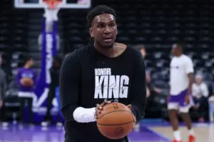 Lakers agree with Kevon Looney on 1-year, $3.9 million deal