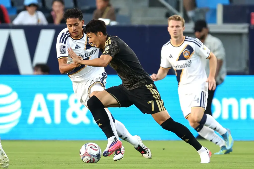 LAFC forward Son Heung-Min (7) moves the ball during the...