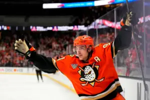 Ducks’ Leo Carlsson signed to 5-year, $90 million offer sheet by Flyers