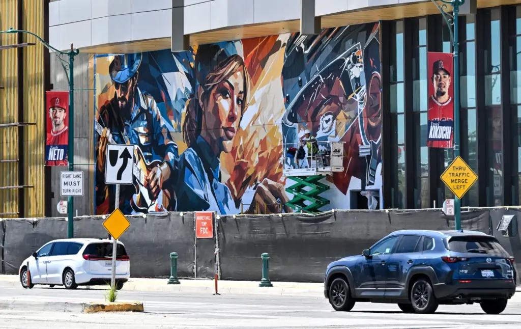 Miami-based artist Brian Petersonâs new mural at OC Vibe in...