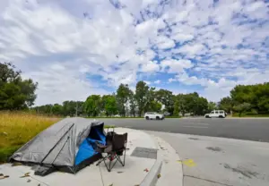 Newport Beach turned to Huntington Beach to provide 10 dedicated shelter beds for city’s homeless