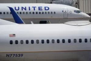 An empty middle seat is the latest perk United Airlines will offer on some flights