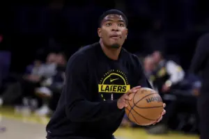 Clippers agree on deal to sign Rui Hachimura