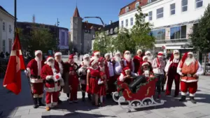 World Santa Congress brings Christmas cheer to the height of summer