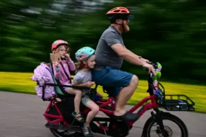 More families in this city are using ‘cargo bikes’ to haul groceries and children