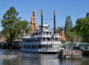 Disneyland employee jumps into Rivers of America on a hot summer day