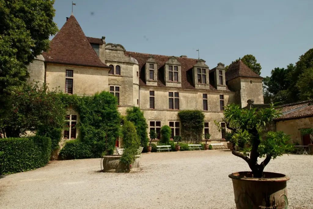 The chateau of the Grand Verdus wine estate in Sadirac,...