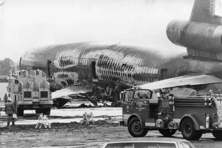 A Continental Airlines DC-10 bound for Honolulu experienced tire failure...