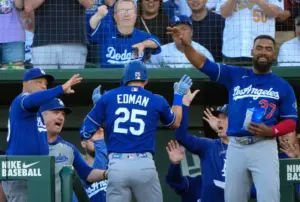 Dodgers beat A’s to get Dave Roberts his 1,000th win as manager