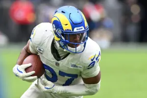 Rams’ Quentin Lake takes the lead with new teammates