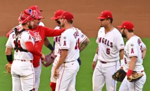 Sloppy start sends Angels to a 4th straight loss