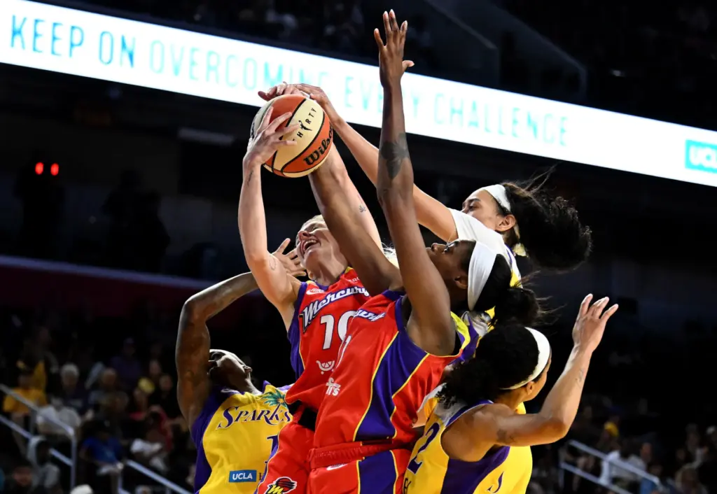 Phoenix Mercury forward Ashten Prechtel (10) and Phoenix Mercury forward...