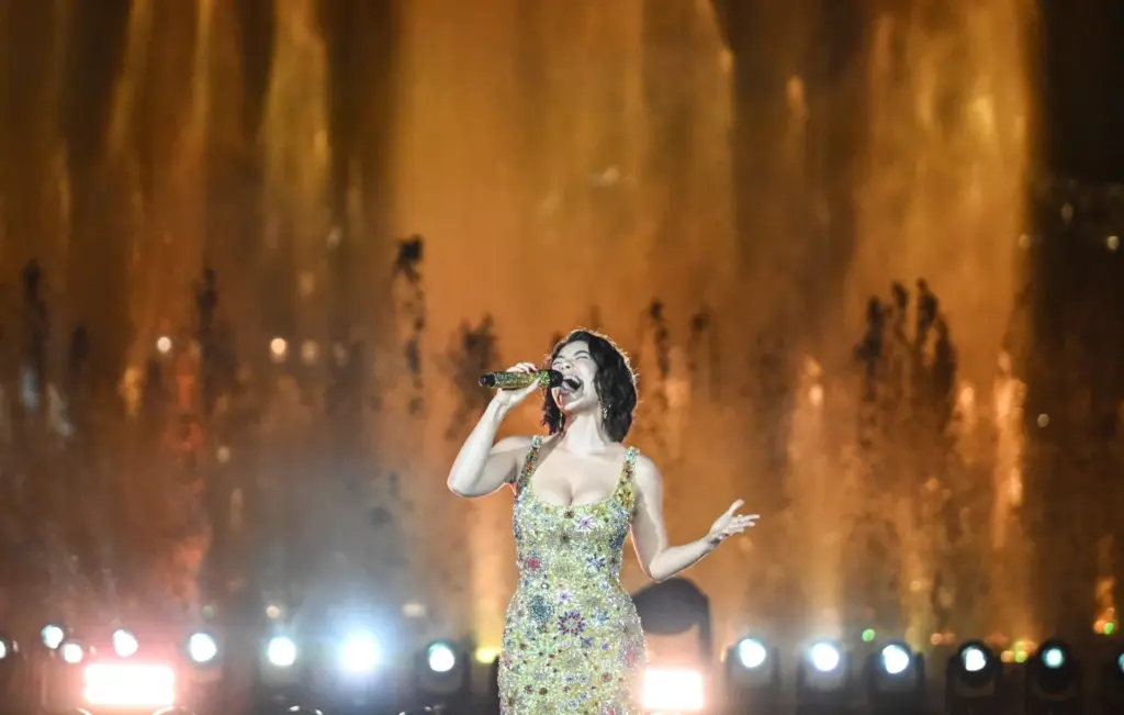 Auli’i Cravalho, animated Moana, performs during âDisney Princess: The Ultimate...