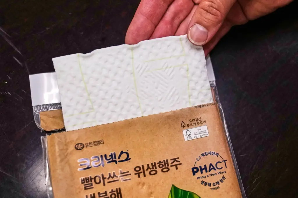 A multi-use compostable paper towel that contains plastic from plants...