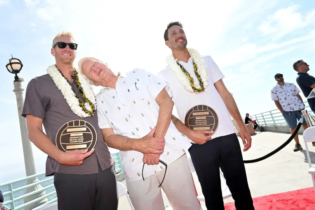 Chase Budinger and Miles Evans are joined by Mayor Joe...