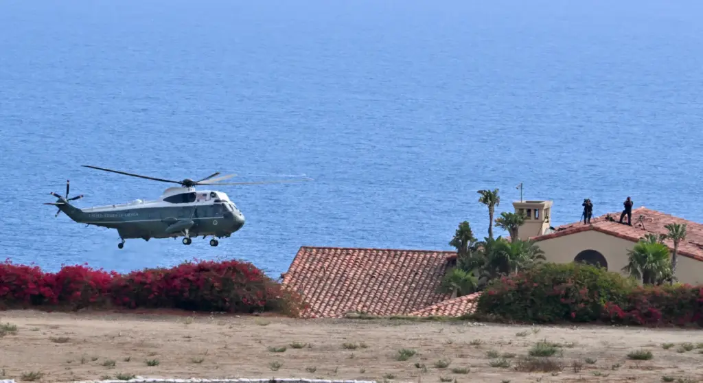 Marine One lands at Trump National Golf Club in Rancho...