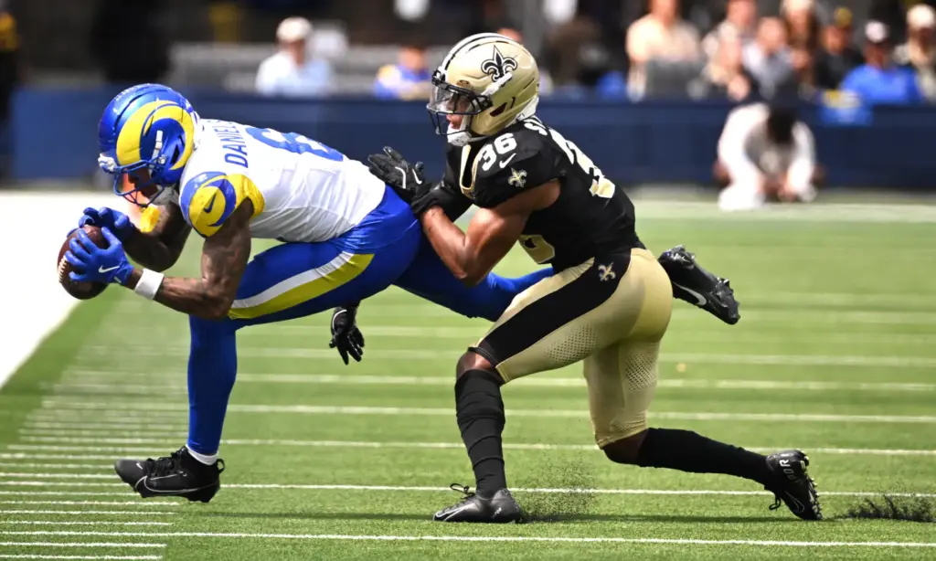 Rams wide receiver CJ Daniels (6) catches a pass against...