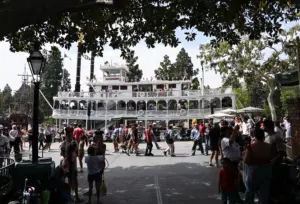 Disneyland discounts drive summer attendance growth