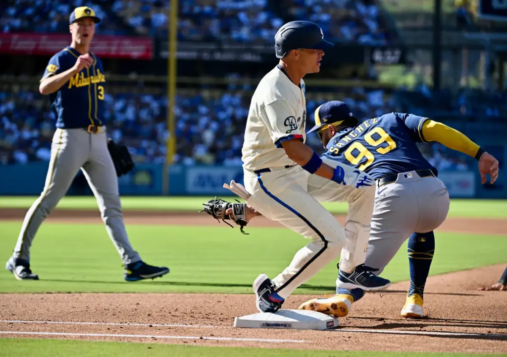 Alex Call of the Dodgers singles against the Milwaukee Brewers...