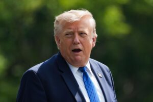 Trump to visit Rancho Palos Verdes on Tuesday for RNC meeting at his golf club
