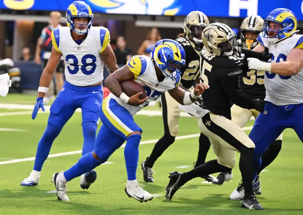 Rams running back Jarquez Hunter (27) runs for a touchdown...