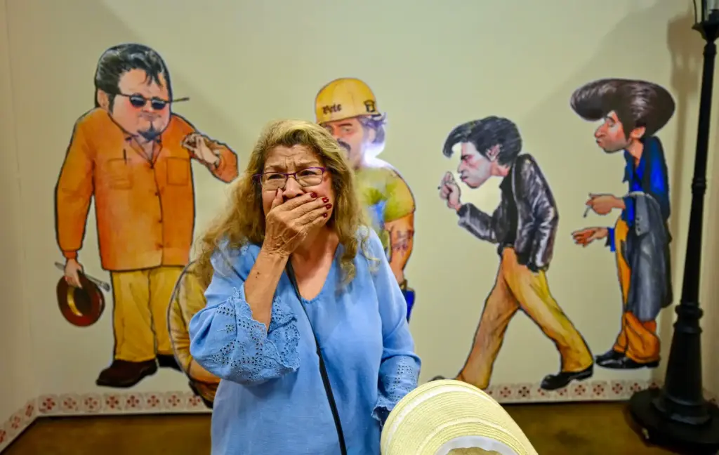 Naomi Ortega cries as she sees her late husbandâs work...