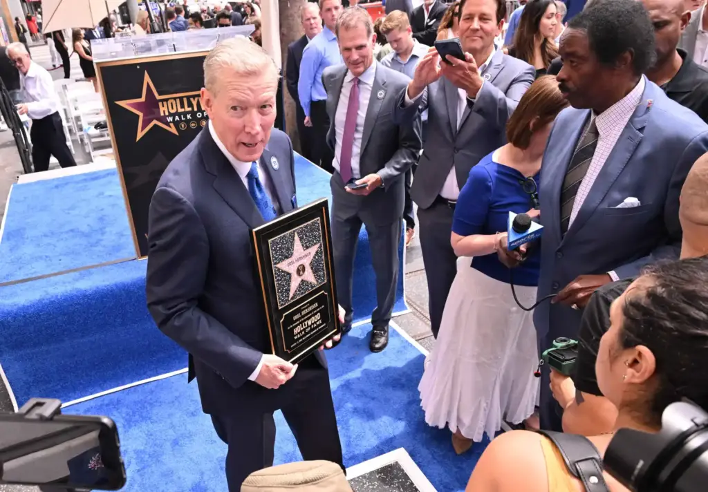 Los Angeles Dodgers great, Orel Hershiser honored with a star...