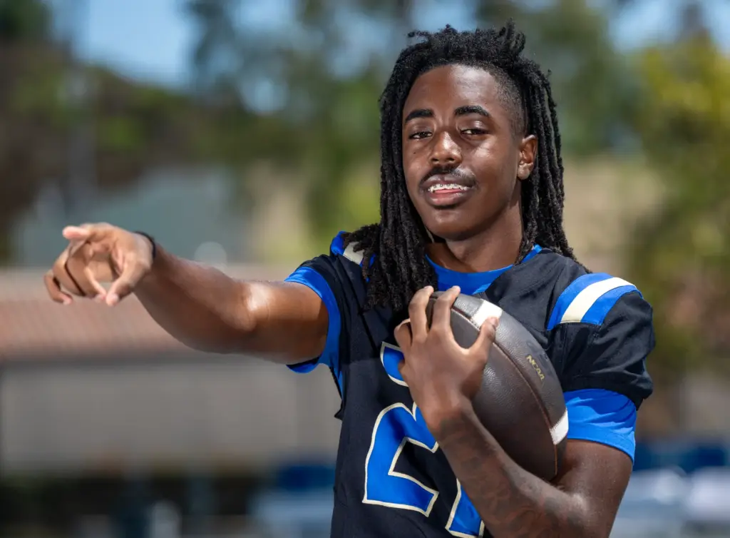 Caâron Williams (#21), defensive back at Santa Margarita Catholic High...