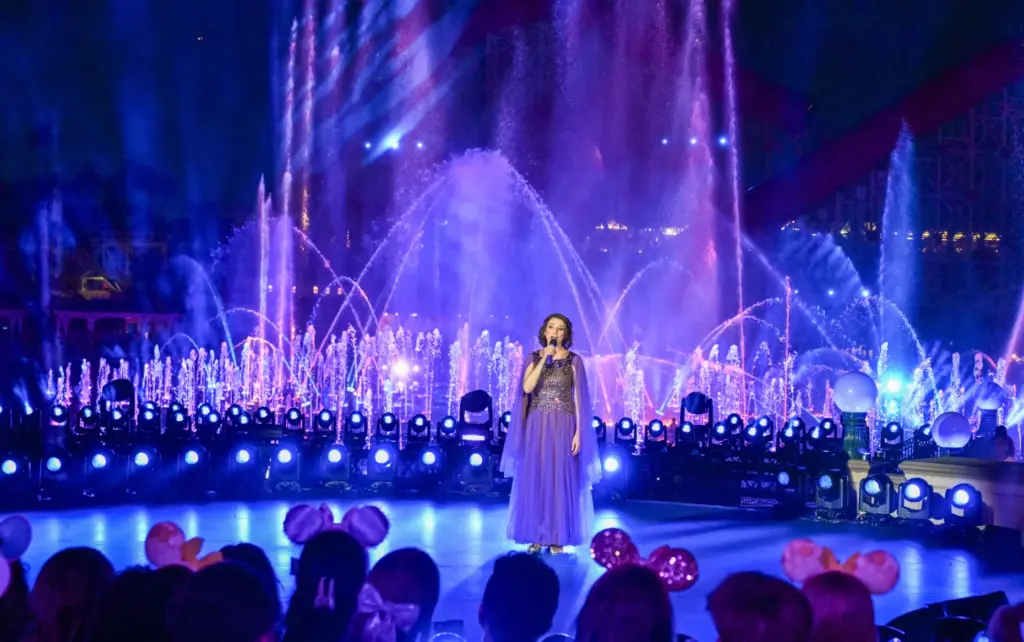Judy Kuhn, singing voice of animated Pocahontas, performs during âDisney...