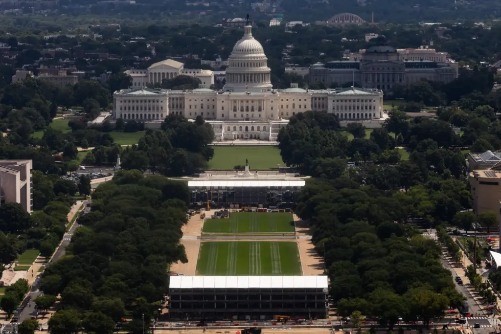 Construction for the Freedom 250 Grand Prix on the National Mall