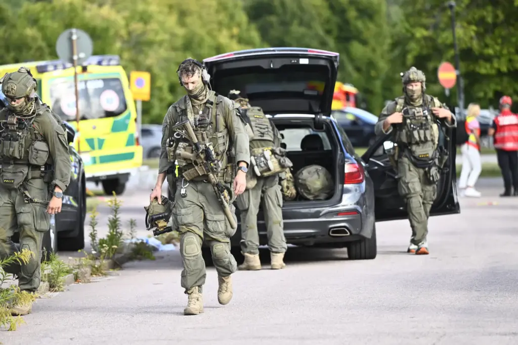 Police and emergency personnel outside Brinellskolan during a major emergency...
