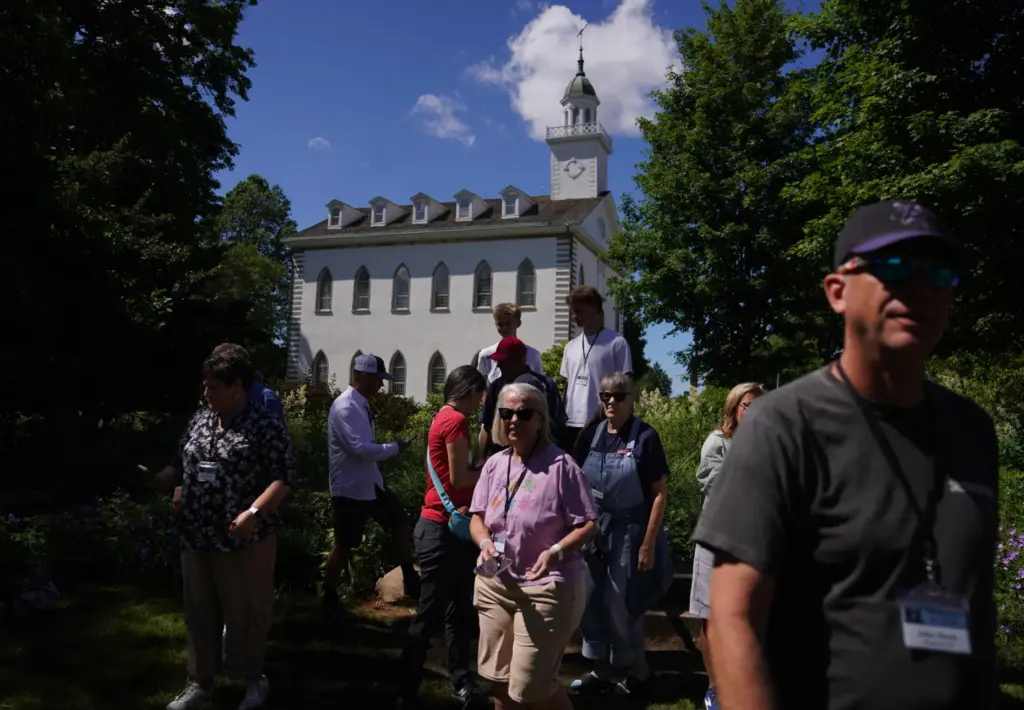 A tour group of Latter-day Saints visits the Kirtland temple...