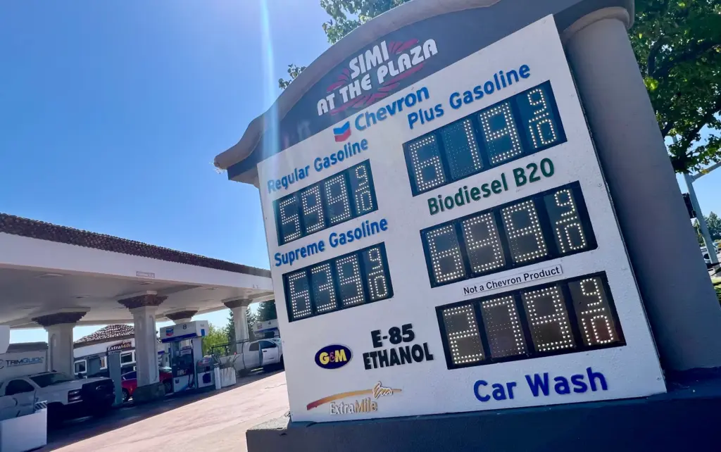 Simi Valley Chevron Station sells Flex Fuel E85 on Cochran...