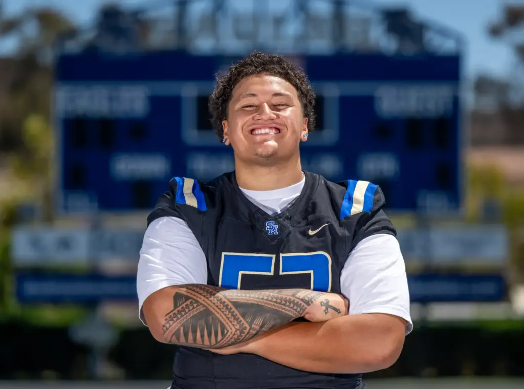 Isaia Vandermade (#53), defensive tackle at Santa Margarita Catholic High...