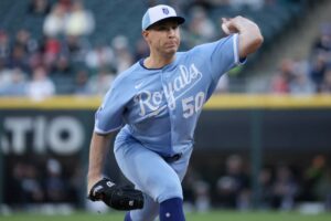 Dodgers add starter Kris Bubic and catching depth by re-acquiring Ben Rortvedt