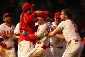 Angels walk off Twins in 10th inning after Walbert Ureña’s strong start
