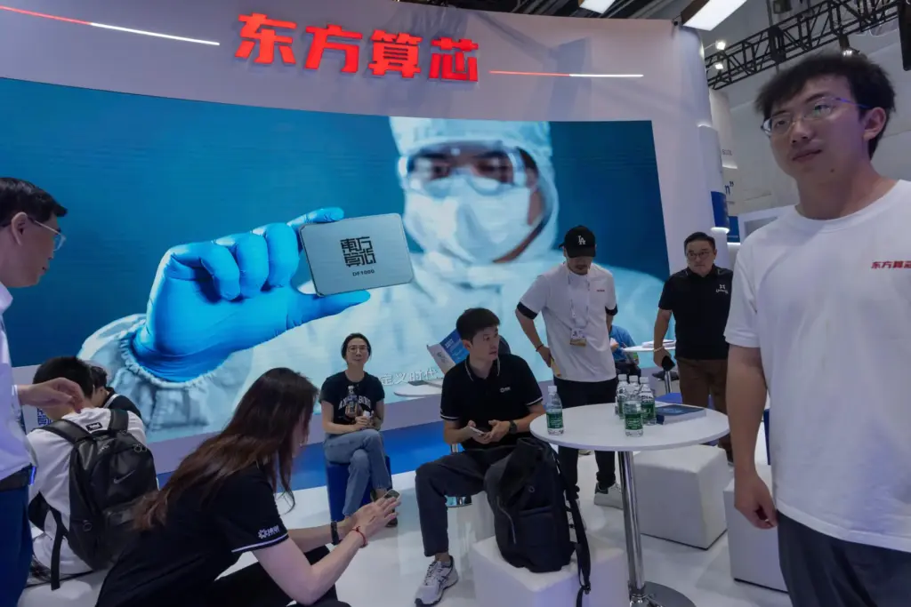 People visit the booth for Chinese AI-computing chip startup Dongfang Suanxin.