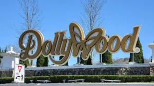 Dollywood’s billionaire owners plot future without Dolly Parton