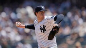 Yankees, Red Sox take storied rivalry into AL Wild Card Series