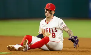 Angels play sloppy game in loss to Mariners