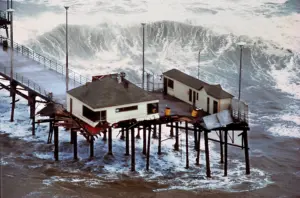 Here are some dates that could be very destructive with high tides and El Niño in California
