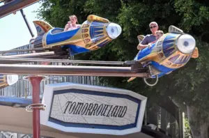 Last chance to buy Disneyland tickets before price increase